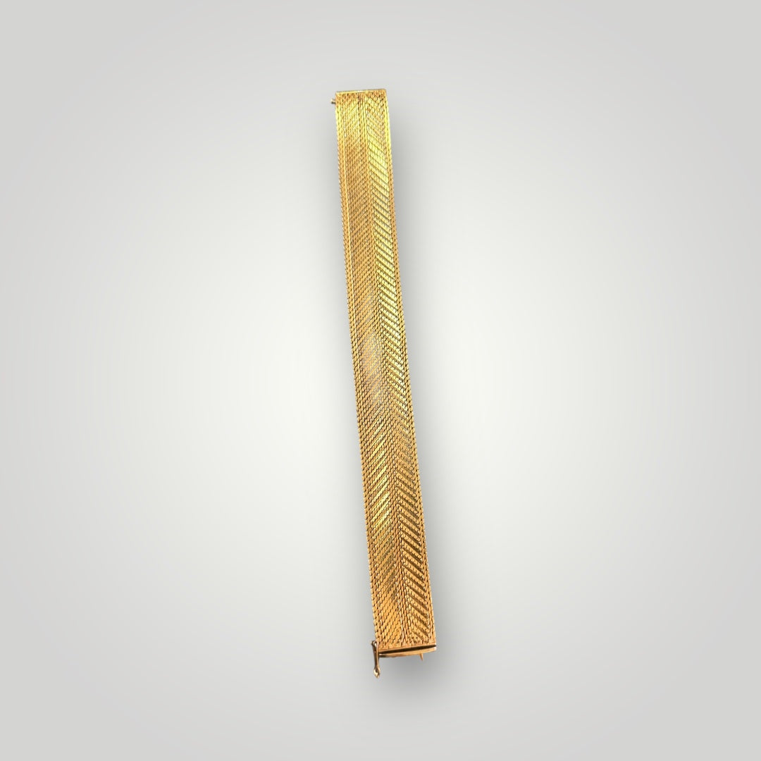 Bracelet plaqué or – Motif chevron texturé – 21 cm