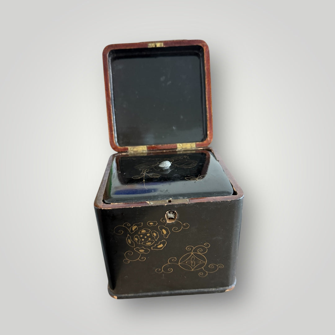 Boîte à thé ancienne en bois laqué – Sans clé 13,5x13,5x13,5cm