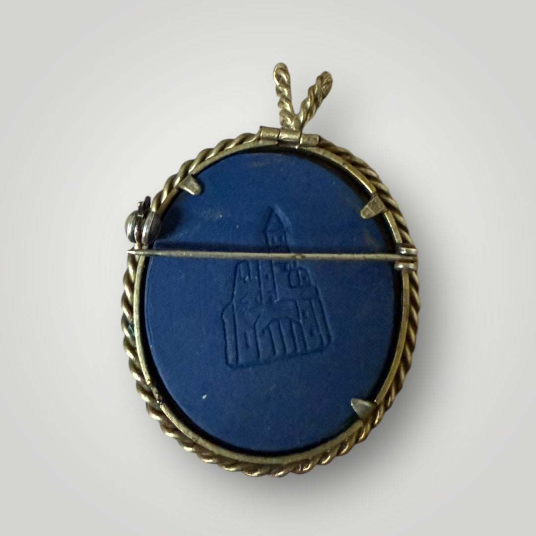 Rare pendentif épingle camée bleu jaspe VILLEROY & BOCH