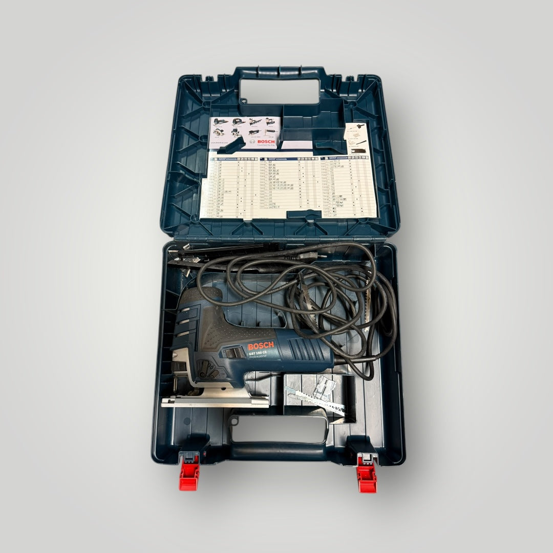 Scie sauteuse Bosch Professional GST 150 CE (en coffret)