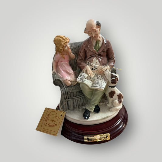 Statuette en Marfinite – Grand-père, fillette et chien – 18 cm