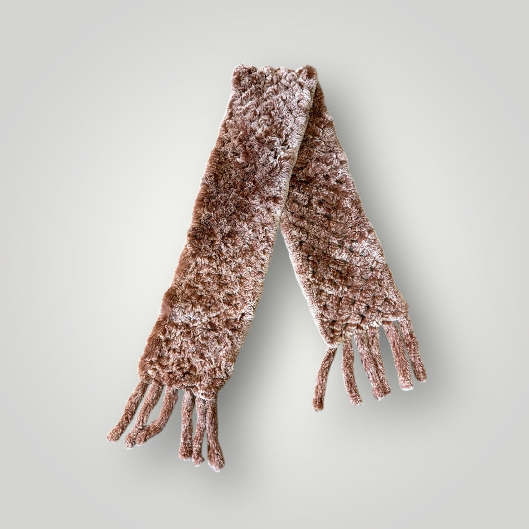 Écharpe douce à franges – Tons beige rosé