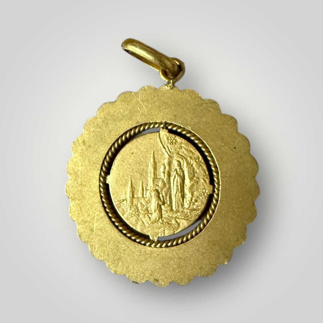 Médaille religieuse dorée 3cm